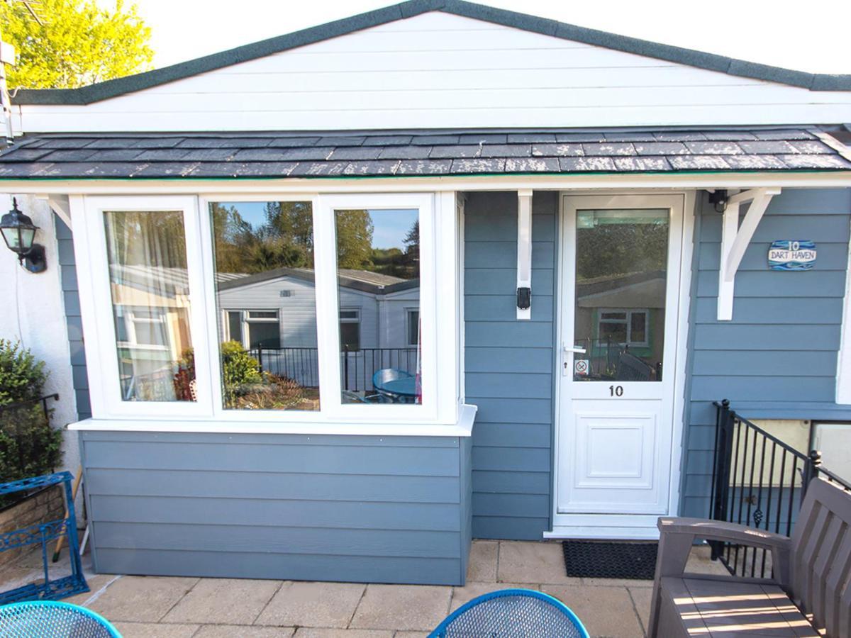 Dart Haven - Cheerful Holiday Bungalow In Galmpton Екстериор снимка